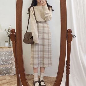 Plaid midi straight skirt